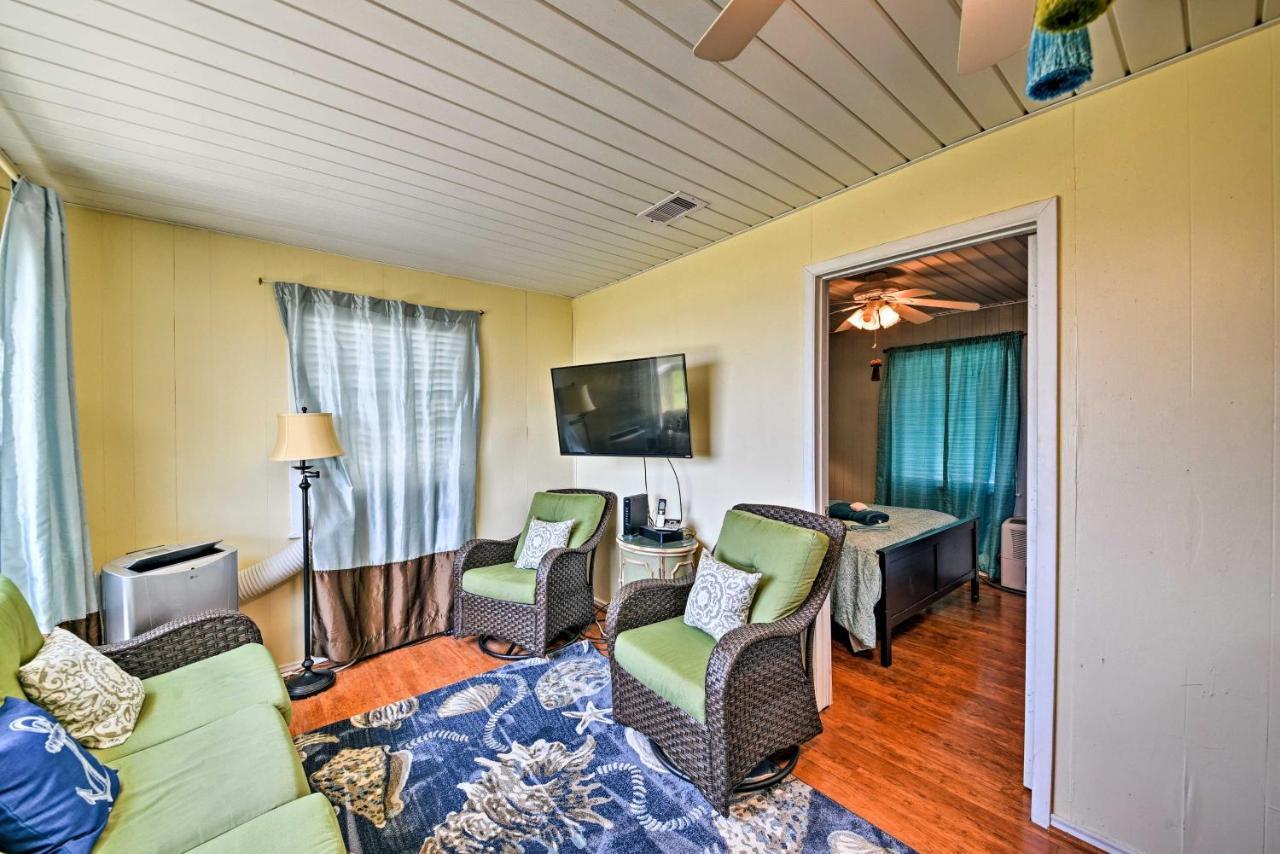 Galveston Beach House With Private Deck And Gulf Views מראה חיצוני תמונה