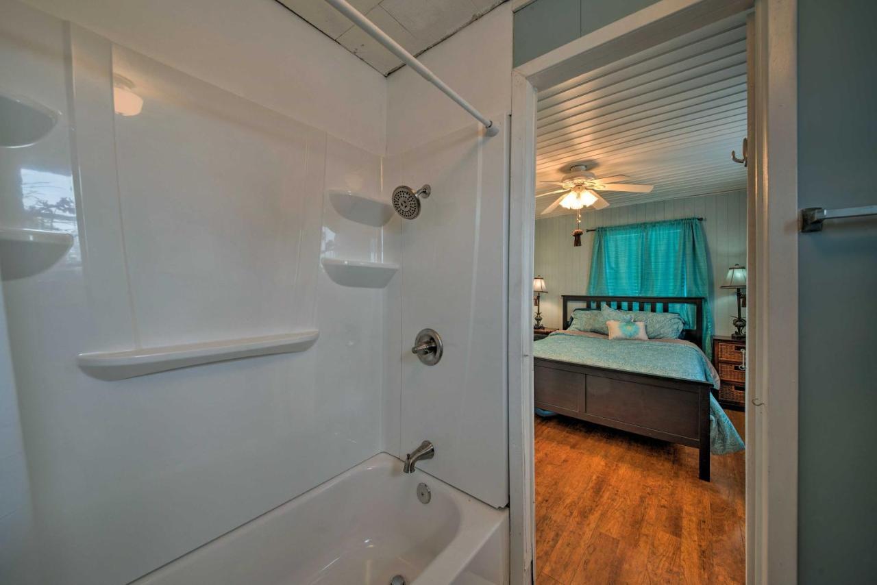 Galveston Beach House With Private Deck And Gulf Views מראה חיצוני תמונה