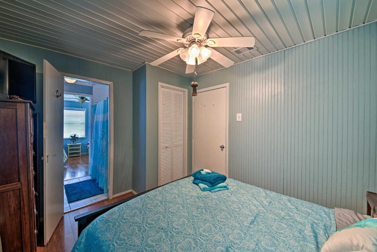 Galveston Beach House With Private Deck And Gulf Views מראה חיצוני תמונה